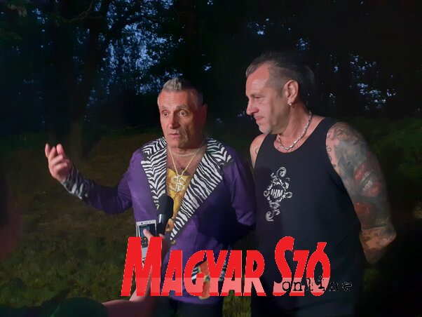 Sípos Péter és Kabai László válaszol a kérdésekre (Kazinczy Paszterkó Diana felvétele) Sípos Péter és Kabai László válaszol a kérdésekre (Kazinczy Paszterkó Diana felvétele)