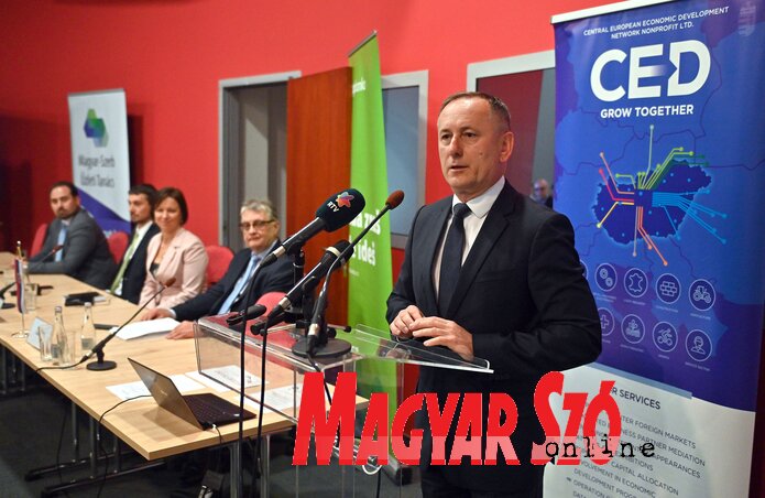 Magyar József belgrádi magyar nagykövet (Fotó: Ótos András) Magyar József belgrádi magyar nagykövet (Fotó: Ótos András)