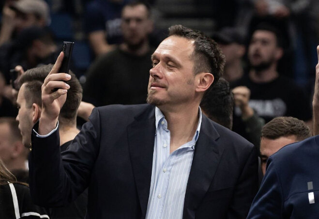 Željko Rebrača a Partizan egyik idei euroligás mérkőzése előtt (Fotó: Getty Images) Željko Rebrača a Partizan egyik idei euroligás mérkőzése előtt (Fotó: Getty Images)