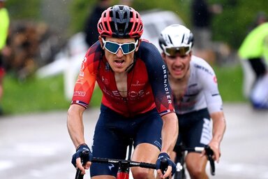 Thomas (elöl) visszavette a Maglia Rosát (Fotó: Eurosport)