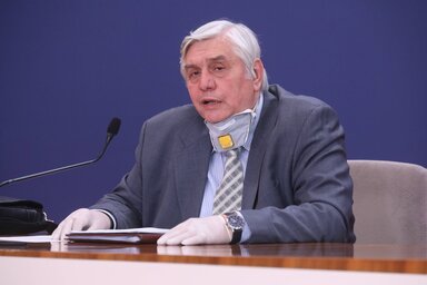 Ha tovább növekszik az oltási arány, az éjszakai szórakozóhelyek is megnyílhatnak – ígérte Branislav Tiodorović (A Beta archív felvétele)