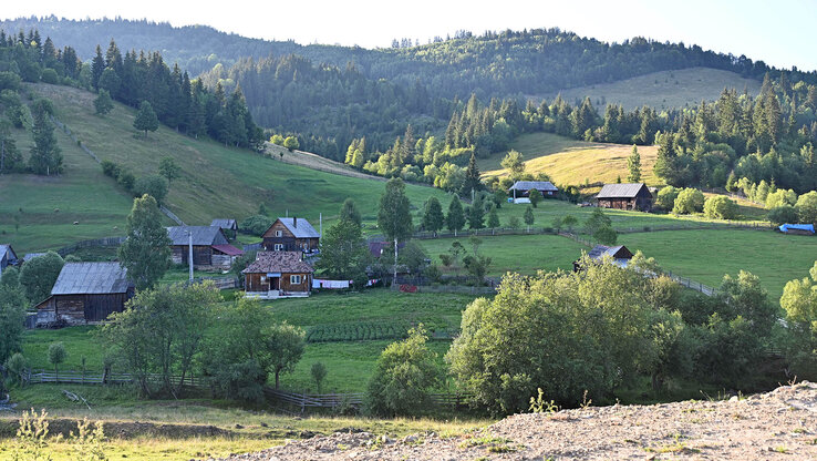 Nehéz lenne szebb helyen házat építeni (Fotó: Ótos András) Nehéz lenne szebb helyen házat építeni (Fotó: Ótos András)