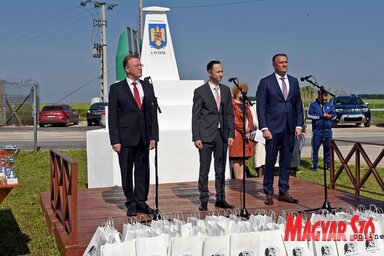 Dr. Polner Eörs, Alin-Adrian Nica és Branko Ćurčić mondott beszédet az ünnepségen (Fotó: Gergely Árpád)