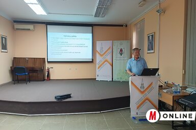 Dr. Gáspár Mihály előadása (Fotó: Dér Dianna)