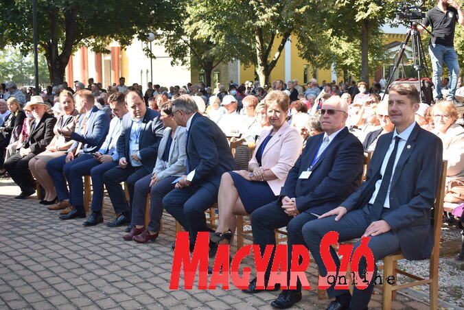 Ismét megtelt a zarándokhely (Fotó: L. Móger Tímea) Ismét megtelt a zarándokhely (Fotó: L. Móger Tímea)