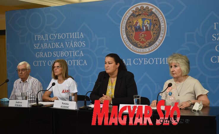 Marko Marjanušić, Andrea Štraka, Nataša Aleksić és Dr. Zorica Dragaš (Fotó: Patyi Szilárd)