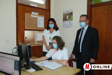 A számítógépek a mindennapi munkát segítik (Fotó: Homolya Horváth Ágnes)