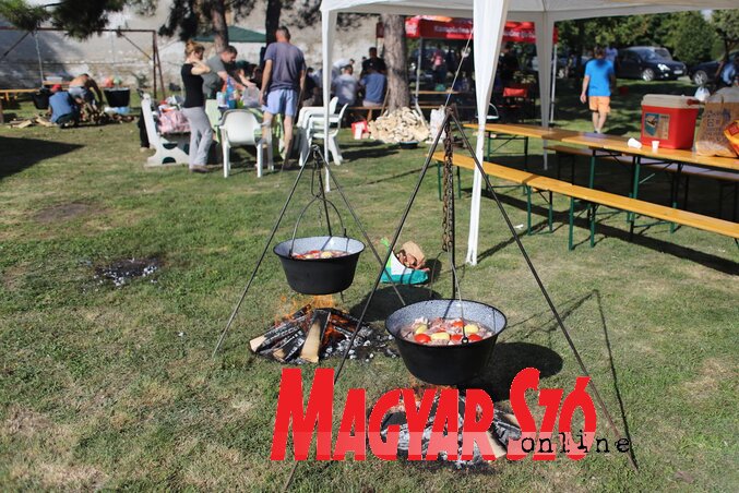 Rotyog a birkapaprikás (Fotó: Lakatos János)