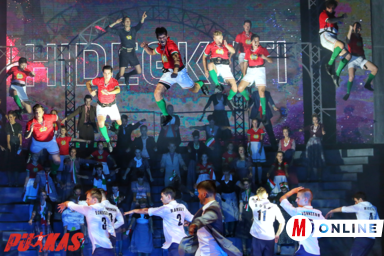 Egy jelenet a Puskás, a musicalből (Fotó: Puskasamusical.hu)