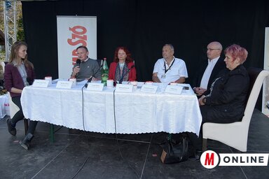Lackó Varjú Sára, Klemm József, Varjú Márta, Bodzsoni István, Ternovácz István és Tóth Lívia (Gergely József felvétele)