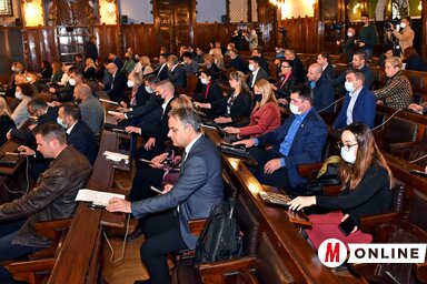 Az ülésen 56 képviselő vett részt (Fotó: Gergely Árpád felvétele)