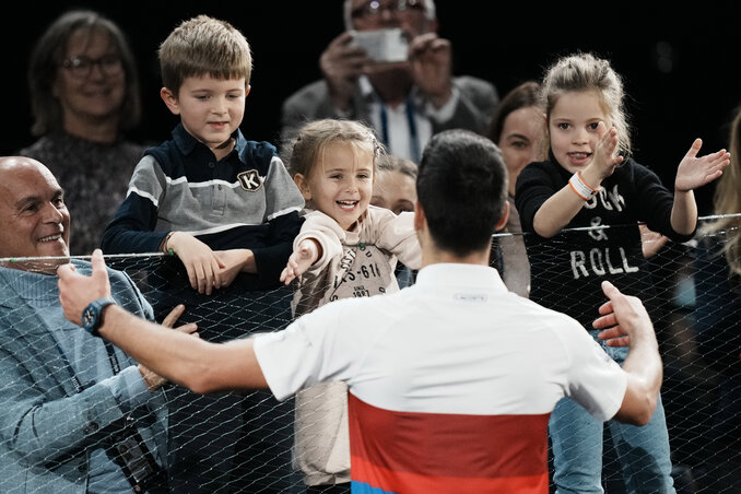 Đoković gyermekei először láthatták élőben édesapjuk győzelmét (Fotó: Beta/AP)