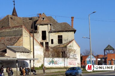Vigyázni kell, miután a szalag elszakad (Kecskés István felvétele)