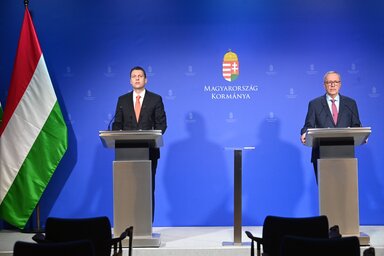 Menczer Tamás és Bakondi György (Fotó: MTI)