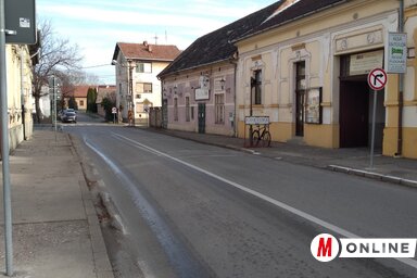 A legfontosabb utakat tisztítják meg először