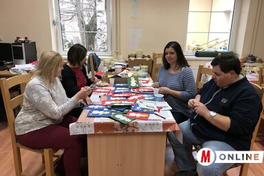 Készülnek a karácsonyi üdvözlőlapok