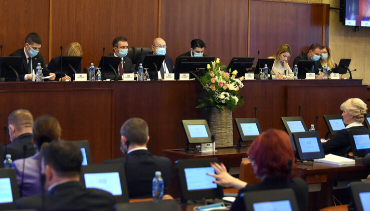 A parlament 94 támogató és 8 ellenző szavazattal fogadta el a 2022. évi büdzsét (Ótos András felvétele)