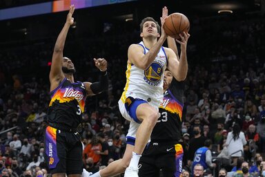 Bjelica ismét hozzá tudott tenni a Warriors győzelméhez (Fotó: Beta/AP)