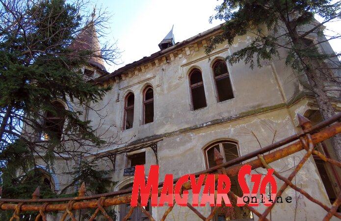 A Pin-villa Nagybecskerek egyik szimbóluma A Pin-villa Nagybecskerek egyik szimbóluma