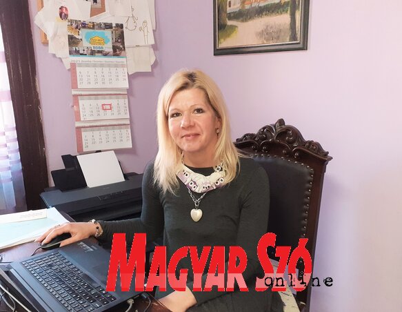 Csípe Tímea (Kazinczy Paszterkó Diana felvétele) Csípe Tímea (Kazinczy Paszterkó Diana felvétele)