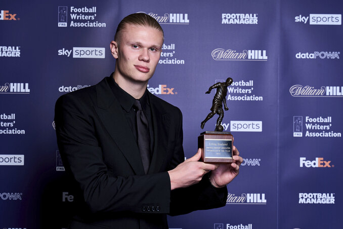 Haaland néhány napja megkapta a szezon legjobb angliai focistájának járó FWA-díjat is (Fotó: Beta/AP)