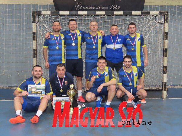 A tornagyőztes tiszaszentmiklósi csapat (a szerző felvétele)