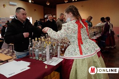 A benevezett 740 pálinkamintát meg is lehetett ízlelni a rendezvény alkalmával (Kazinczy Paszterkó Diana felvétele)