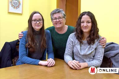 Orosz Flóra, Kovács Magdaléna és Dancsó Vivien, akik felkarolták az oroszlámosi gyerekeket (Fotó: Gergely Árpád)