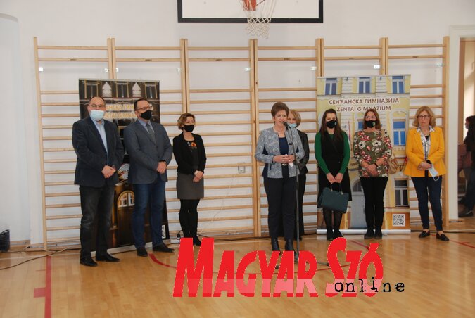 Fontos a fiatalokat arra serkenteni, hogy továbbtanuljanak, és itthon kamatoztassák a tudásukat, mondta Jerasz Anikó (Fotó: Horváth Attila) Fontos a fiatalokat arra serkenteni, hogy továbbtanuljanak, és itthon kamatoztassák a tudásukat, mondta Jerasz Anikó (Fotó: Horváth Attila)