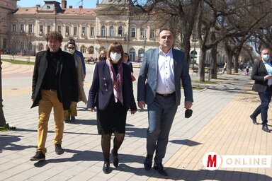 Maja Gojkovićot Óbecsén Dragan Tošić polgármester fogadta (Fotó: Fehér Rózsa)