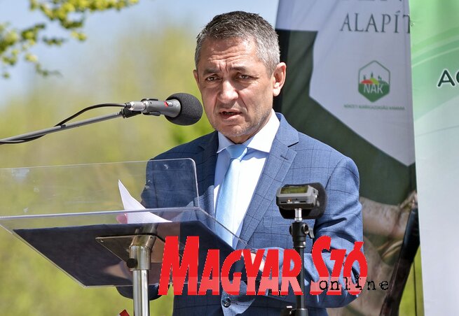 Potápi Árpád János: A magyarság újrakezdés népe (Gergely Árpád felvétele) Potápi Árpád János: A magyarság újrakezdés népe (Gergely Árpád felvétele)