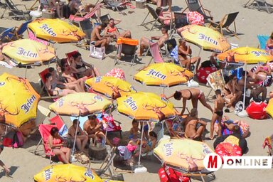 A Strand befogadóképességét az idén 14.400 látogatóban állapították meg. A korábbi években a legmelegebb napokon is legfeljebb 10-12 ezren jöttek ide felfrissülni (Ótos András felvétele)