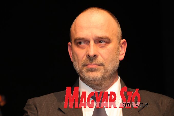 Tolnai Csaba Tolnai Csaba