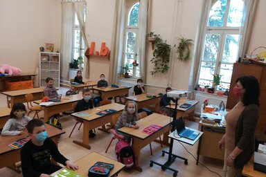 A tantermek egy részét nem tudják használni az előírások betartása miatt (Gecse Attila felvétele)