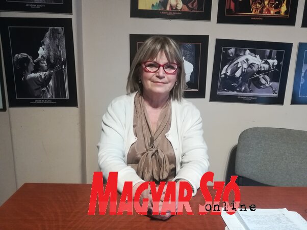 Árokszállási S. Márta (Fotó: Lukács Melinda) Árokszállási S. Márta (Fotó: Lukács Melinda)