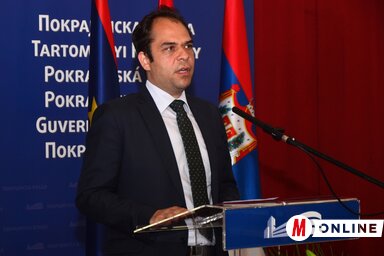 Szakállas Zsolt tartományi oktatási titkár (Dávid Csilla felvétele)