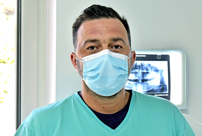 Dr. Branko Nikolić fogorvos