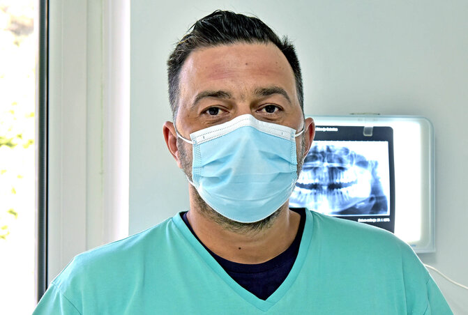 Dr. Branko Nikolić fogorvos Dr. Branko Nikolić fogorvos