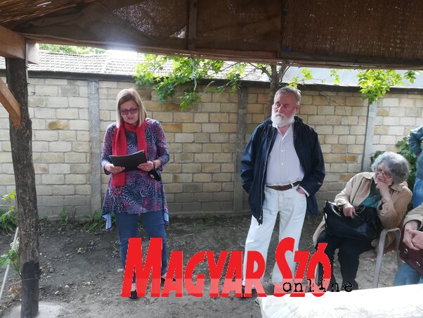 Szabó-Hangya Teréz és Török István a kiállításmegnyitón (Fotó: Lukács Melinda) Szabó-Hangya Teréz és Török István a kiállításmegnyitón (Fotó: Lukács Melinda)