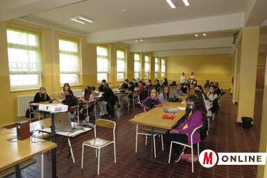 Az online diáktábor adai résztvevői