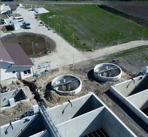 A napokban Igor Mirović tartományi kormányfő az Instagram-profilján videót és légi fotót tett közzé a befejezéséhez közeledő topolyai szennyvíztisztító telepről