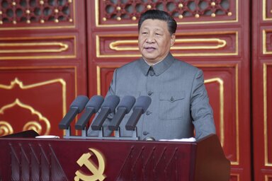 Hszi Csin-ping ünnepi beszédében méltatta a „társadalmi rend helyreállítását”  Hongkongban, és jelezte: a KKP egyik kiemelt feladata a tajvani kérdés megoldása (Fotó: Hszinhua/Beta)