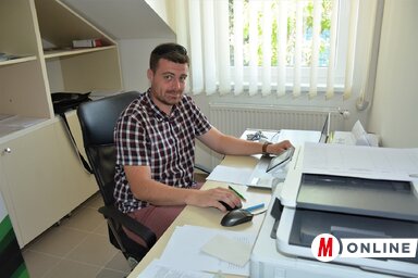 A kúlai falugazdász-irodában Turza Szabolcs (képünkön) fogadja az érdeklődő gazdákat (Paraczky László felvétele)