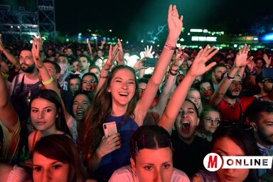 (Ótos András illusztrációja)