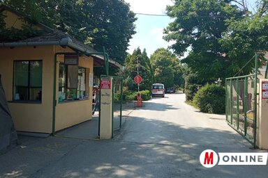 A vérvételt munkanapokon reggel 7 és 8 óra között végezik a mikrobiológia épületében (Homolya Horváth Ágnes felvétele)