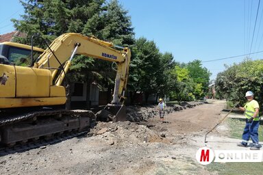 Egy hónapon belül végeznek az aszfaltozással