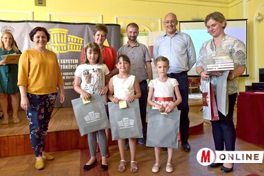 A díjazottak ajándékcsomagot kaptak (Fotó: Gergely Árpád)