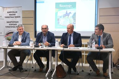 Grezsa István, Brenzovics László, Mester András és Tarpai József (Fotó: MTI)