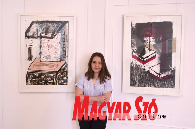 Kiss Natália az újvidéki kiállításon Kiss Natália az újvidéki kiállításon