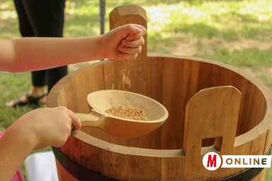 Egy dézsányi mennyiséget az összeöntés ünnepére visznek majd